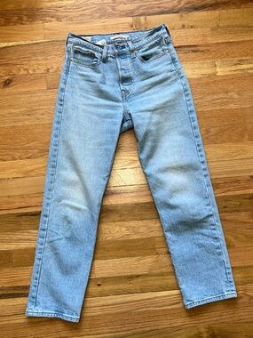 Levi’s Wedgie Straight Jeans